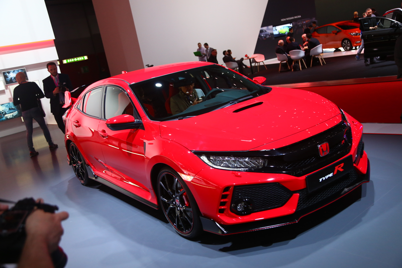 Illustration for article titled The 2018 Honda Civic Type R Is Ridiculous In All The Right Ways